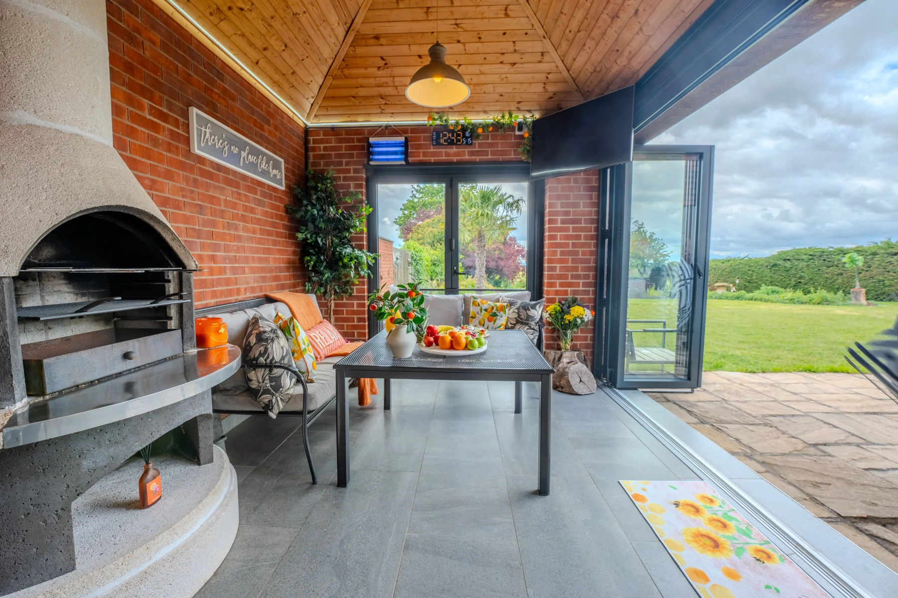 Woodwynd garden room