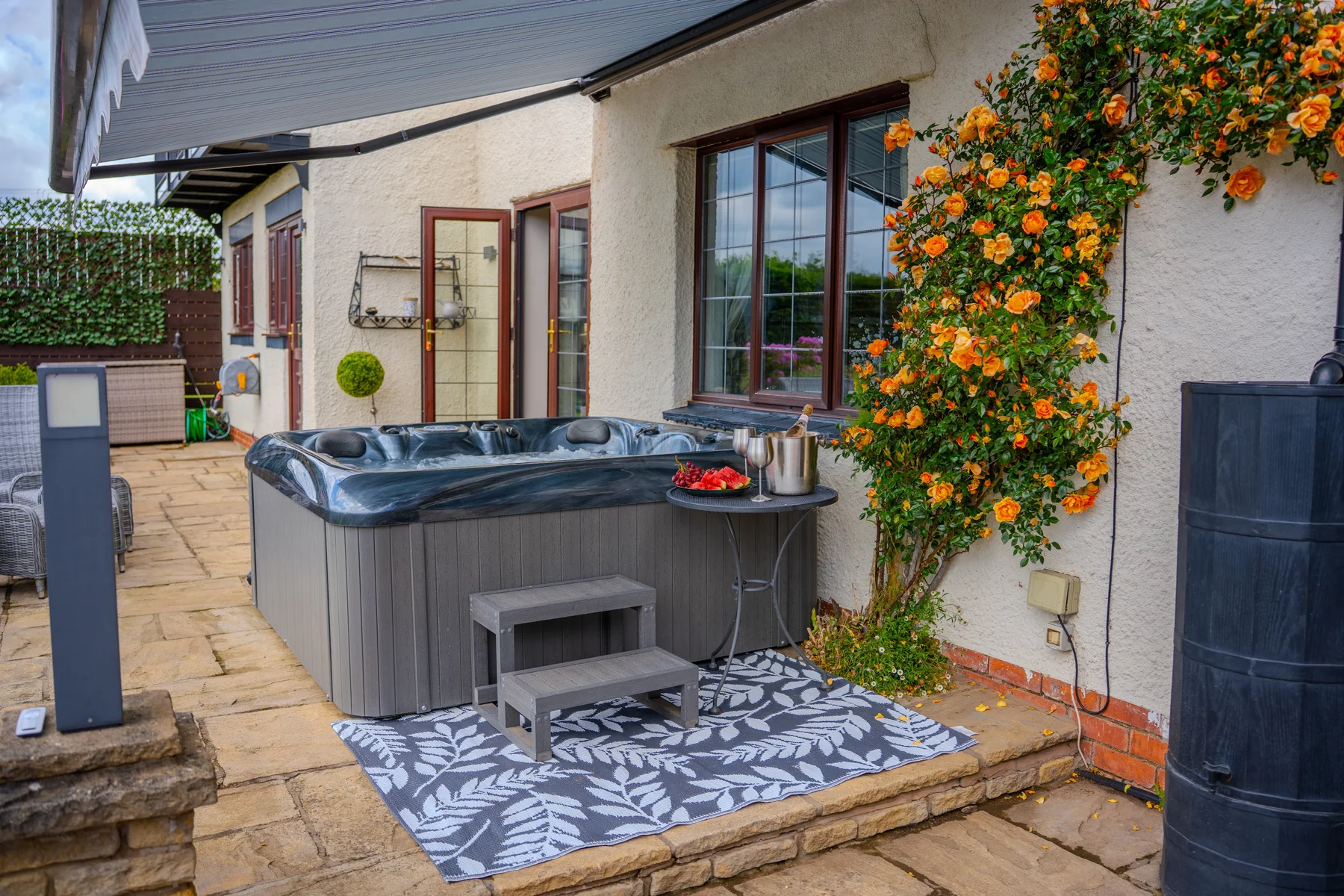 Private hot tub at Woodwynd
